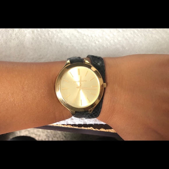 Michael Kors Watch - Picture 6 of 7
